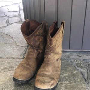 Justin riding boots size 10